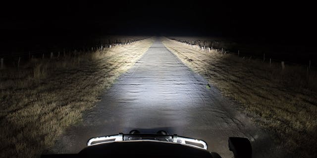 ST2K 40.5 Inch Night Shot